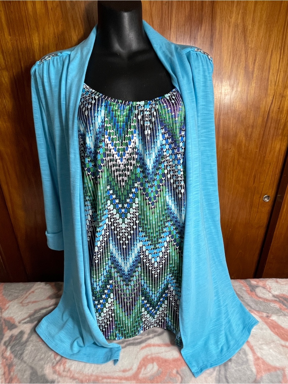 Coral Bay Turquoise Crewneck Top
